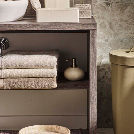 Aquanova Athena handdoeken - Lotus Java Blake en Ugo accessoires - Lotus wasmand - www.bath-living.com