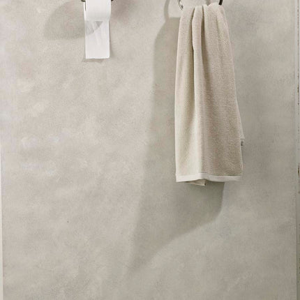 Aquanova Blake toiletrolhouder en handdoekring - Athena handdoek - kleur Desert - www.bath-living.com