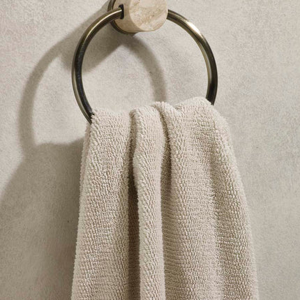 Aquanova Blake handdoekring Desert - Athena handdoek Desert - www.bath-living.com