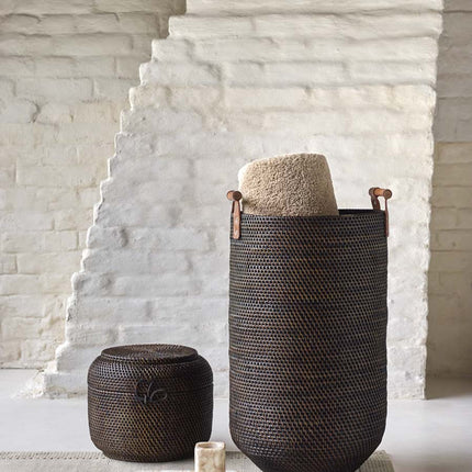 Aquanova Cino manden Pecan - Blake tray en beker Desert - Yuna badmat - www.bath-living.com