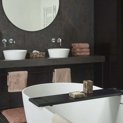 Aquanova Hammam accessoires bruin - London handdoeken - Mink badbrug - Axel badmat - www.bath-living.com