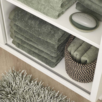 Aquanova London handdoeken - Kemen badmat - Rena mandjes - Ugo zeepbakje - Paris zeep - www.bath-living.com