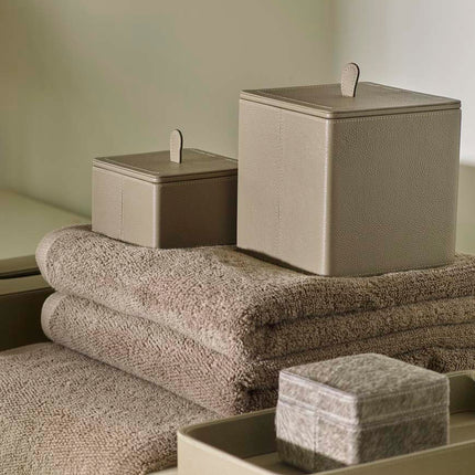 Aquanova Lotus opbergmand set en tray Taupe - Java opbergbox Brindle - Athena handdoeken 