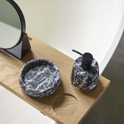 Aquanova Mink badplank - Orion zeeppomp en zeepbakje - Forte spiegel - www.bath-living.com