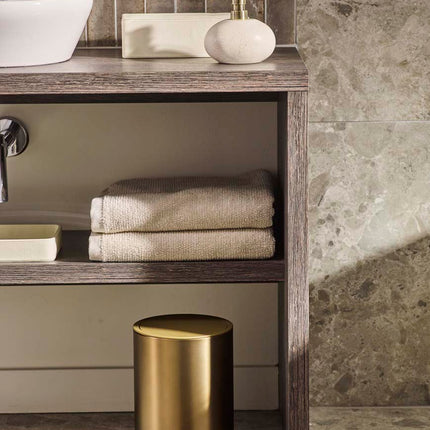 Aquanova Raf pedaalemmer - Athena handdoeken - Ugo zeeppomp - Lotus tissuehouder - www.bath-living.com