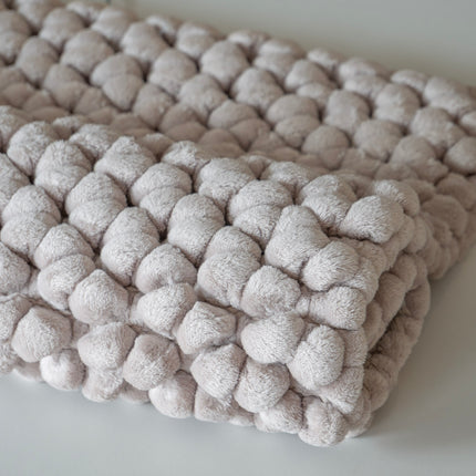 Aquanova badmat Onyx - kleur Greige - www.bath-living.com