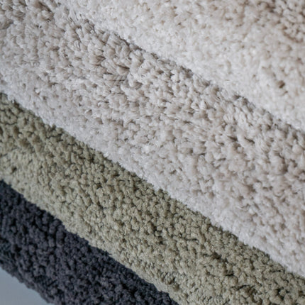 Aquanova badmat Atlas - kleur Sand, Truffle, Absynth en Caviar - www.bath-living.com