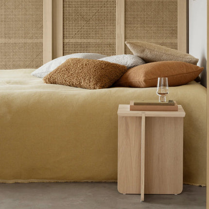 Blomus Engawa kruk Oak - Boucle kussenhoezen - www.bath-living.com