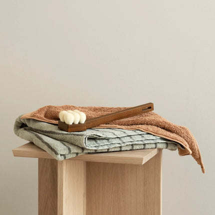 Blomus Engawa kruk eikenhout - www.bath-living.com