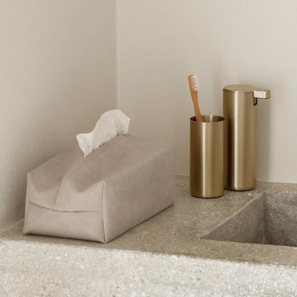 Blomus Modo zeepdispenser en beker - kleur Brass - www.bath-living.com