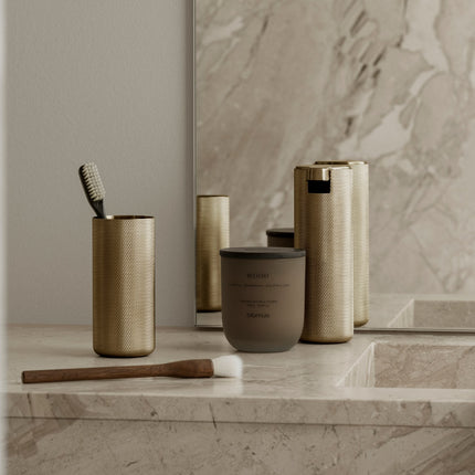 Blomus Modo Rof Brass - zeepdispenser en beker - www.bath-living.com