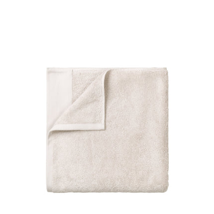 Blomus handdoek RIVA 50x100 cm Moonbeam (69125) - www.bath-living.com