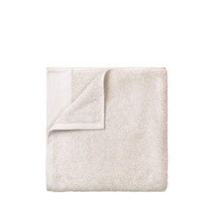 Blomus handdoek RIVA 50x100 cm Moonbeam (69125) - www.bath-living.com