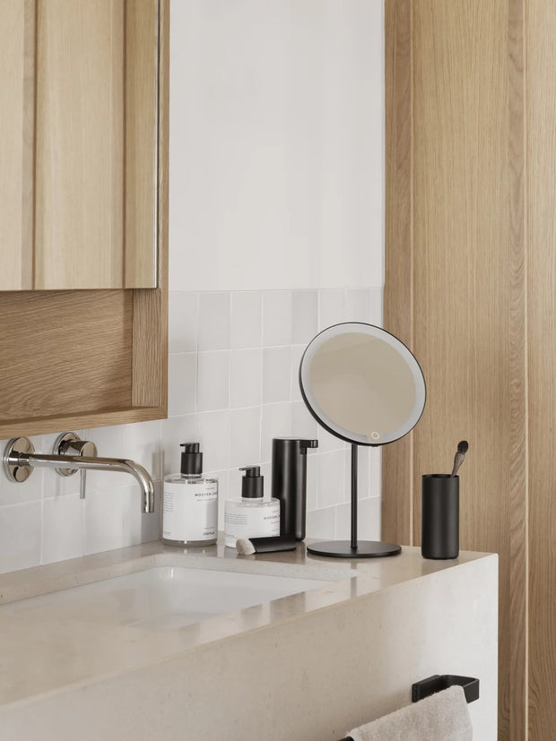 <h2>Accesorios de baño con estilo</h2>