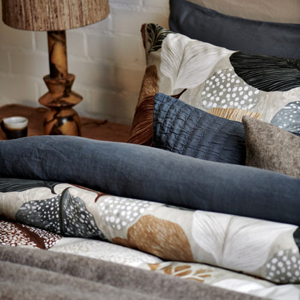 Dekbedovertrek Pure 07 en Blatform - Pure 64 kussensloop Oceanview - Home Bellavita sprei Sand - www.bath-living.com