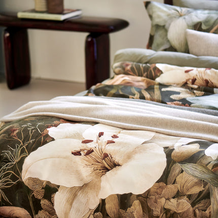 Vandyck dekbedovertrek Floraluxe - sprei Home Serina Stone - www.bath-living.com