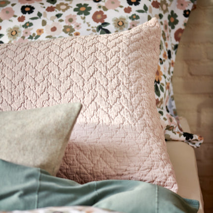 Vandyck dekbedovertrekken Folienne en Cotton Dream in Sea Green - kussensloop Pure 10 Light Pink - www.bath-living.com