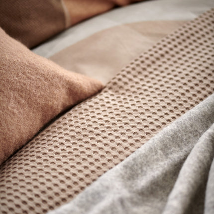 Vandyck Home Pique sprei Linen - www.bath-living.com
