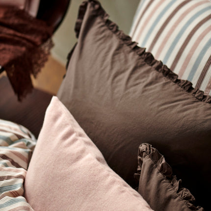 Vandyck Pure 83 dekbedovertrek Dark Truffle - Home Serina kussensloop Blossom - www.bath-living.com