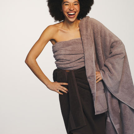 Vandyck Ranger handdoek, kleur Mauve & Rose Taupe - www.bath-living.com