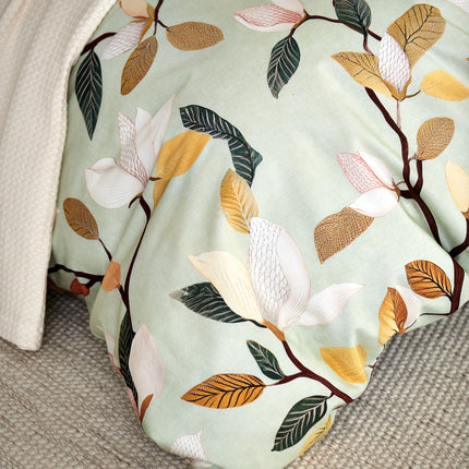 Vandyck Twiggy Pistache dekbedovertrek - Home Pique Cream Tan sprei - www.bath-living.com