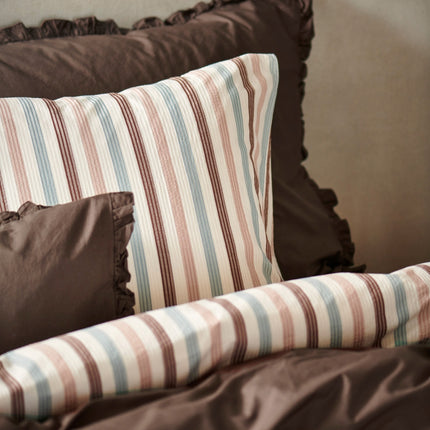 Vandyck Pure 83 percale ruffle Dark Truffle-360 - www.bath-living.com