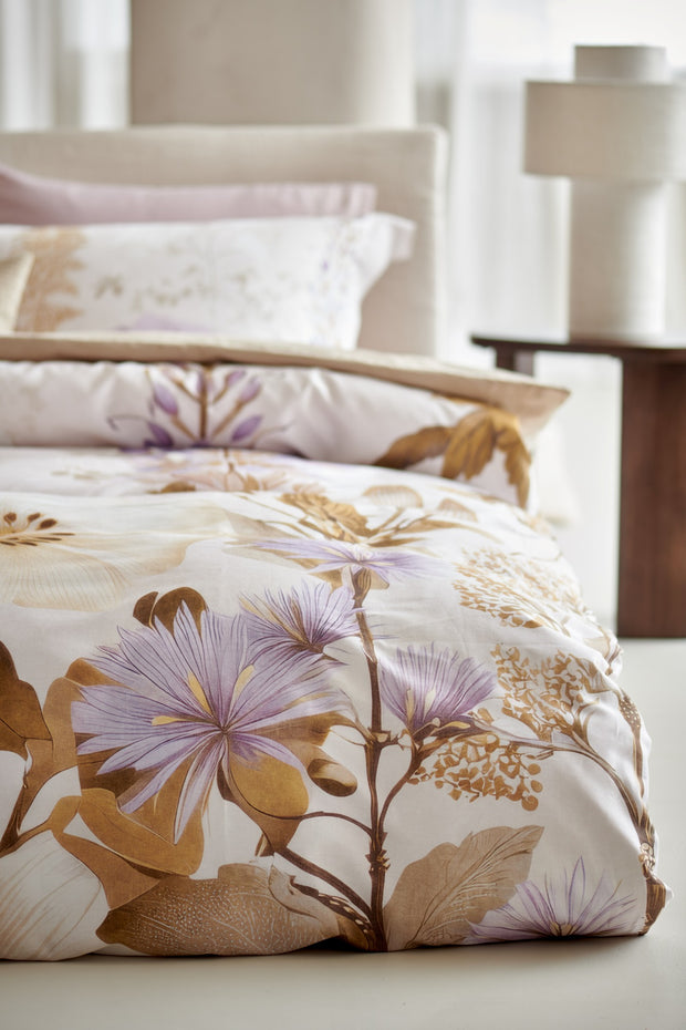 Vandyck Wisteria dekbedovertrek Lavender - www.bath-living.com