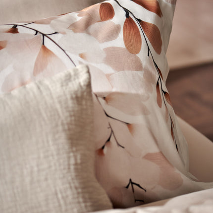 Vandyck Twigform OffWhite & Satin Luxe Linen dekbedovertrek - Pure 68 kussensloop Stone - www.bath-living.com
