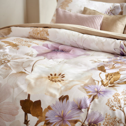 Vandyck dekbedovertrek Wisteria Lavender & Pure 66 Linen - Home Pique en Pure 68 kussenslopen - www.bath-living.com