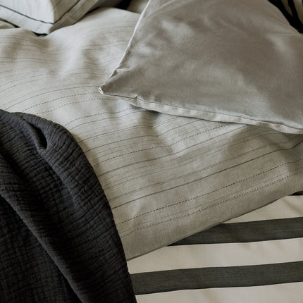 PURE 68 plaid/sprei 160x250 cm Off Black (katoen)