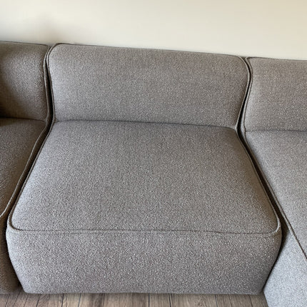 Tasi Corner Sofa - Showmodell