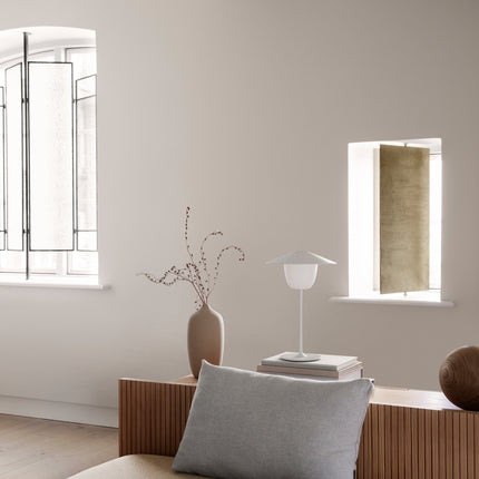 Lámpara de mesa ANI blanca (grande)