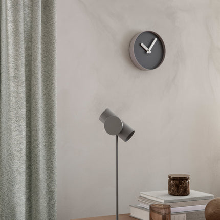 Lampada da tavolo da palco caldo grigio