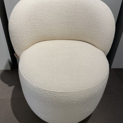 Beige de sillón de kuon - modelo de espectáculo