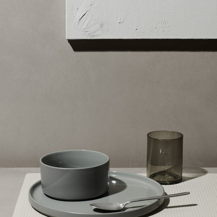 Pilar flat plate / serving board 35 cm agave green