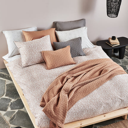 Rein 10 Betten Toffee 180x260 cm