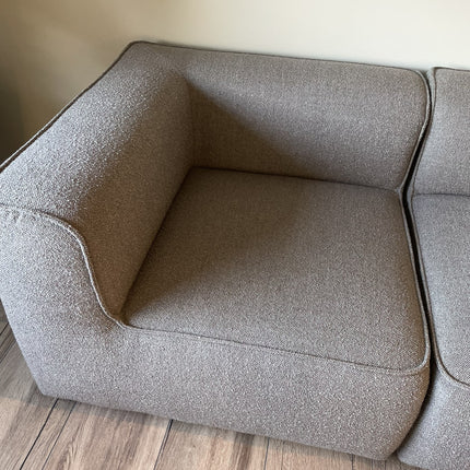 Tasi Corner Sofa - Showmodell